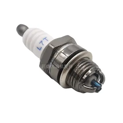 L7T three-pole spark plug two-stroke lawn mower hedge trimmer brush cutter 52 chainsaw spark plug three-claw ignition