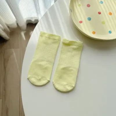 Dünne Mesh-Babysocken mittellang mit Mückenschutz, ohne einschneidenden Bund - 11