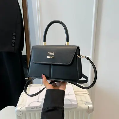 Kadın Askılı Çanta, Küçük Kare Model, Düz Renk