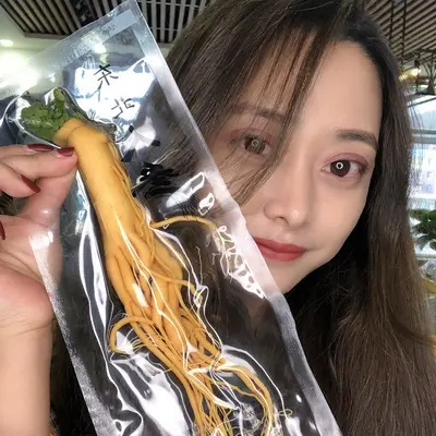 Frischer Changbai-Ginseng, nordostchinesische Spezialität, zum Ansetzen in Alkohol - 2