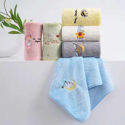 Embroidered Coral Velvet Bath Towel Set, Thick and Absorbent