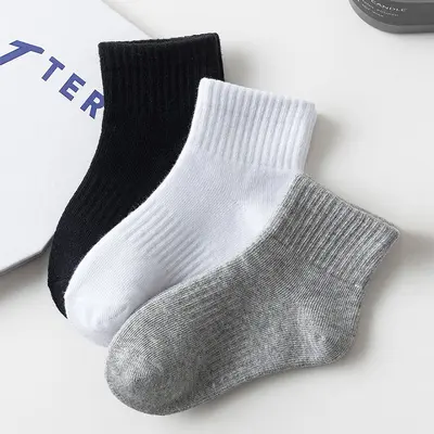 Children's White Sports Socks, Sweat-Absorbing, Mid-Calf