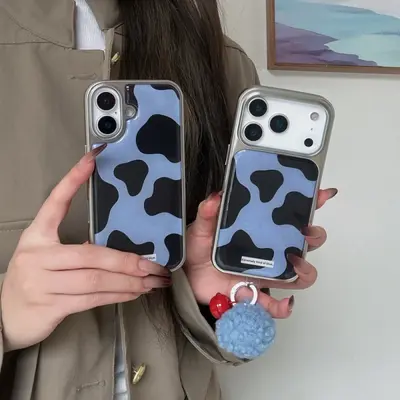 iPhone 15-17 Pro Max Handyhülle blaues Kuhfleckenmuster