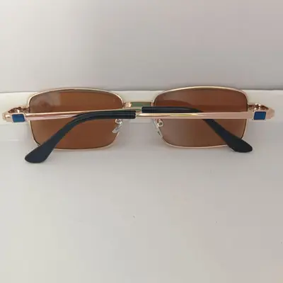 Rhinestone Temple Sunglasses with Flat Crystal Glass Lenses, Non-Prescription - 4