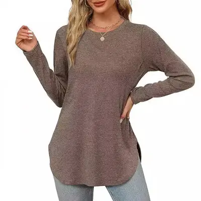 Damen-Langarmshirt in Uni-Farbe, Rundhalsausschnitt, locker geschnitten