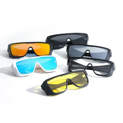 Large-Frame UV Protection Sports Sunglasses for Skiing and Cycling - 4