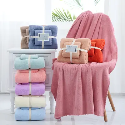 Üretici toptan mercan kadife havlu banyo havlusu hediye seti kalınlaştırılmış kayınvalide havlu seti baskılı logo ile