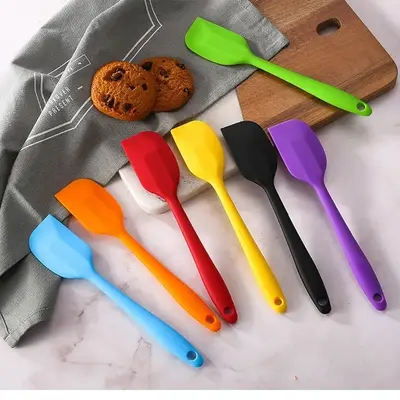 Silikon spatula ayrı ayrı paketlenmiş küçük büyük pişirme aracı spatula gıda sınıfı entegre yumuşak spatula krem ​​spatula