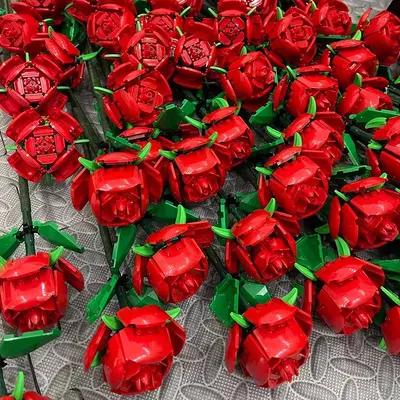 Lego uyumlu kırmızı gül buketi yapı seti, Sevgililer Günü oyuncağı
