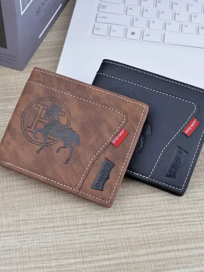 Men's Retro Short Zip Wallet with Embossed Finish and Multi-Card Holder