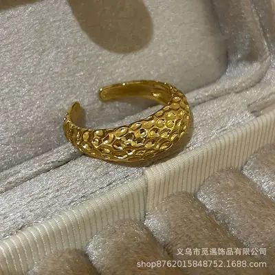 Gold egg-shaped gemstone stackable ring for women - 8