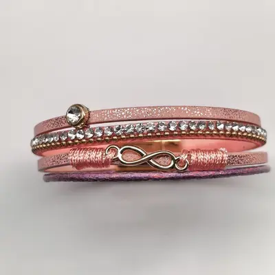 Women's Retro Multi-Layer Leather Bracelet with Magnetic Clasp