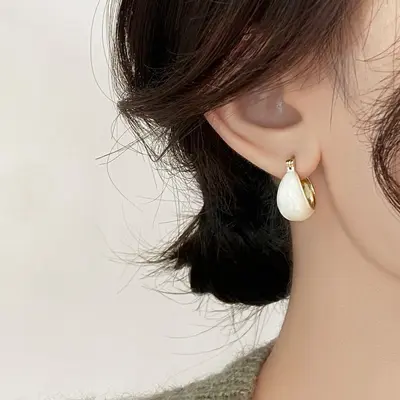 Minimalist Drip Glaze White Earrings for Women, 2026 Model