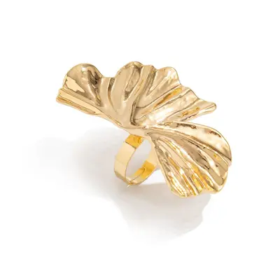 European and American cross-border jewelry, accessible luxury style asymmetric stereo alloy ring, designed pleated wide ring new product
