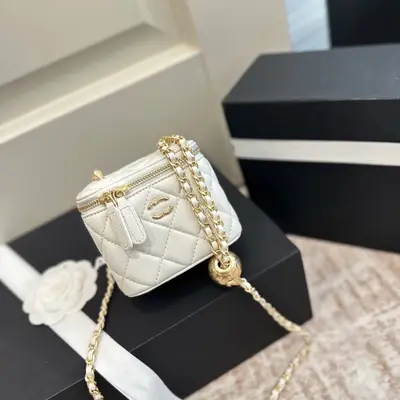 Mini Gold Ball Chain Shoulder Bag, Diamond Quilted, Women - 7