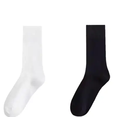 Sonbahar düz renk çok yönlü siyah, beyaz ve gri unisex spor yüksek tüp çoraplar basit pamuklu yumuşak uzun çoraplar kadınlar için Zhuji çorap toptan