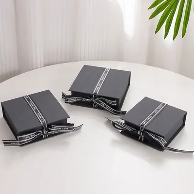 Werksbestand Großhandel, luxuriöse Seidenband-Schachteln mit Klappdeckel in Buchform, tragbare Halsketten-Schmuckschachteln, Aufbewahrungskartons - 8