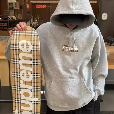 Supreme polar astarlı kapüşonlu sweatshirt, klasik işbirliği serisi