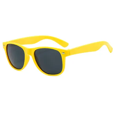 2140 Nietensonnenbrille im Retro-Stil, bunt, modisch - 12