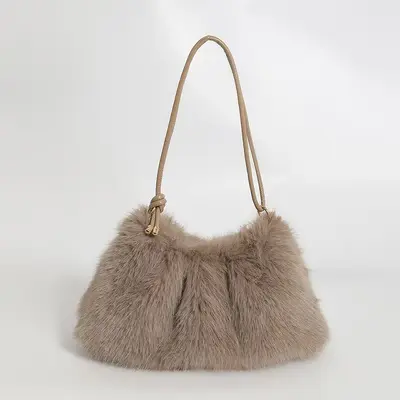 Damen-Achseltasche aus Kunstkaninchenfell - 8