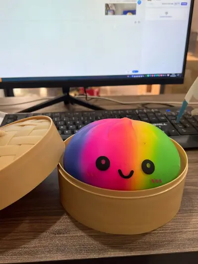 Macaron Color Oversized Simulated Steamed Bun Squishy Flour Bun with Steamer Basket Stress Relief Toy Decompression Big Bun - 8