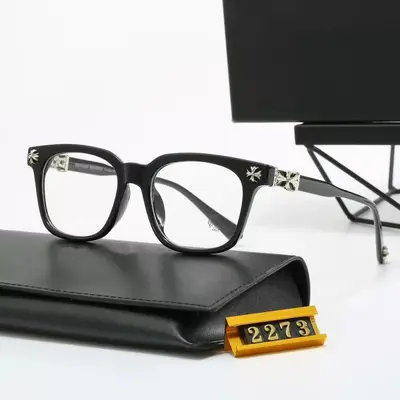 European and American Luo Family Influencer Celebrity Same-Style Black Frame Retro Plain Lens New Classic Fashion Autumn Travel Sunglasses