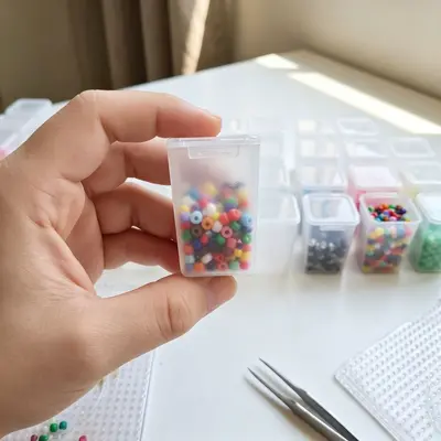 Perler Bead Storage Box, 11 g, Frosted Transparent Plastic