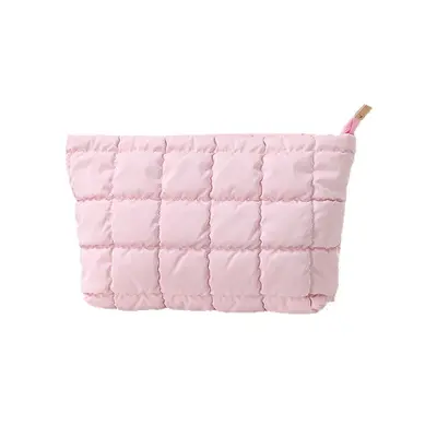 Fashion quilted cosmetic bag 2025 autumn and winter new style simple niche textured bag women's Korean style daily handbag