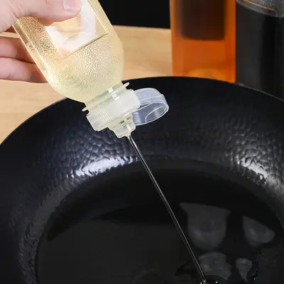 Plastic Squeeze Bottle for Spices, Oil, Soy Sauce and Vinegar