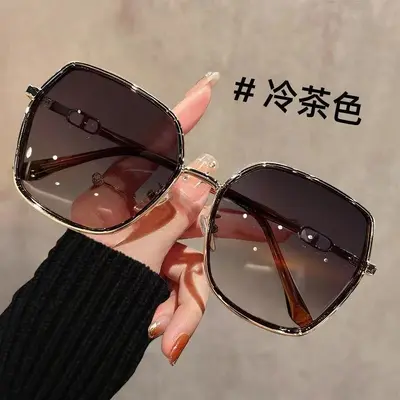 Large Frame Polarized Glitter Sunglasses for Women, UV400 Protection - 8