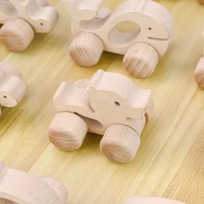 Baby- und Kleinkinder-Spielzeugauto in Tierform für den täglichen Gebrauch, Trägheitsfahrzeug zur Früherziehung, Grifftrainer, handbetriebenes Spielzeugauto, pädagogisches Spielzeug