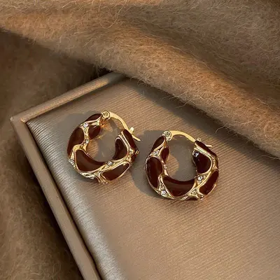 Sonbahar Kış Maillard Kaplan Gözü Taşı Küpe Retro Çok Amaçlı Şık Küpe Lüks Yüksek Kalite Basit Moda Kulak Aksesuarı Kadın - 10