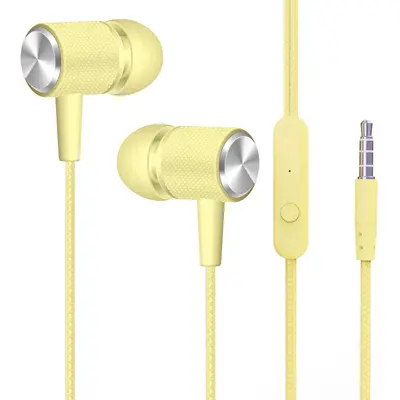 In-ear wired headphones powerful bass e-sports
