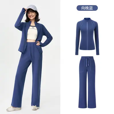 Women's Two-Piece Yoga Set in Camel Fleece with Zip Stand-Up Collar - 11