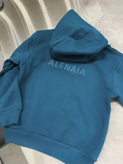 Kinder lockeres Kapuzensweatshirt mit Fleecefutter und Buchstabendruck Winter