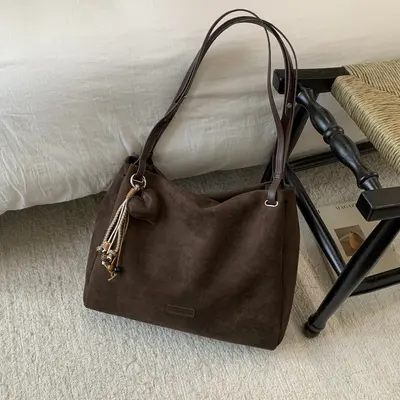 Women's Large Capacity Suede-Look Underarm Tote Bag - 10