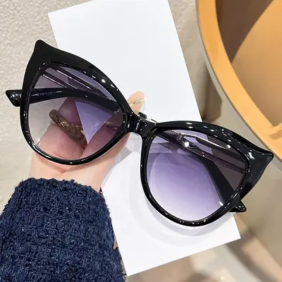 Gradient Cat-Eye Sunglasses, Retro Oversized Frame - 5
