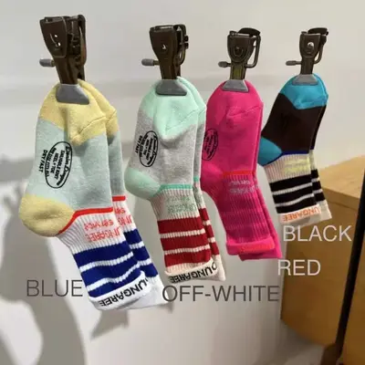 Elastische Kindersocken mit Leopardenmuster, mittelhoch, Bonbonfarben