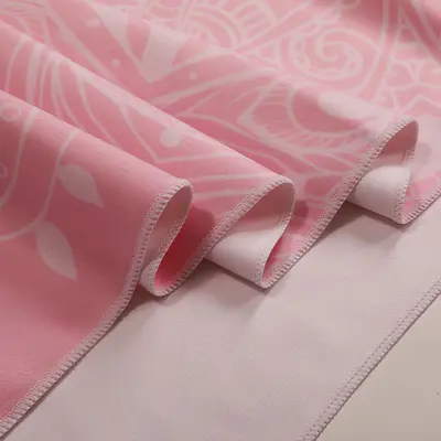 Yoga mat towel, ultrafine microfiber, non-slip, sweat-absorbent