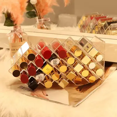 Fish-Shaped Lipstick Storage Rack Vertical