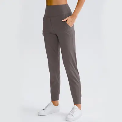 Damen Jogginghose mit Taschen, elastischer Bund, locker, einfarbig - 9