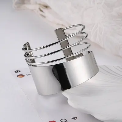 Metal bilezik, punk stil, açık tasarım, delikli