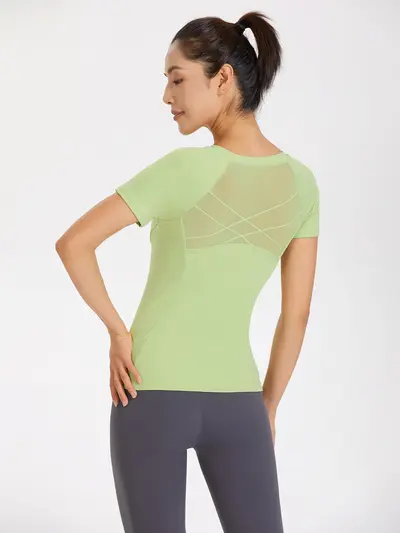 品牌同款瑜伽服上衣丨普拉提训练瑜伽上衣 裸感紧身健身衣 带胸垫