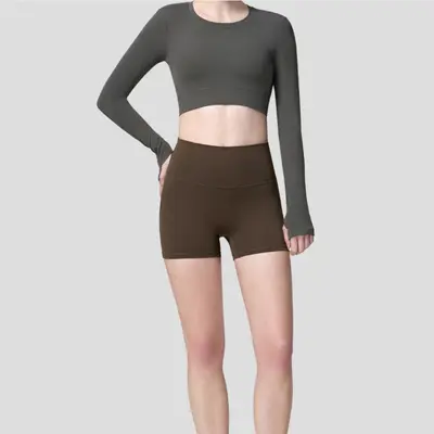 Women's High-Waist Three-Quarter Yoga Shorts for Running and Fitness - 2
