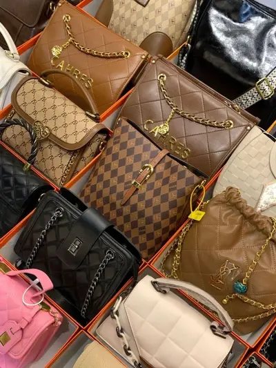 Damen-Handtasche, Umhängetasche mit einem Schultergurt, gemischte Modelle - 5