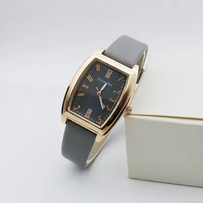 Retro quadratische Damenuhr mit Diamanten digitales Temperament Casual Uhr Damen Quarzuhr Damen beliebte Mode Quarzuhr