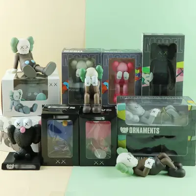 Kaws Figür, Anime Koleksiyon Figürü, Araç İçi Süs Eşyası