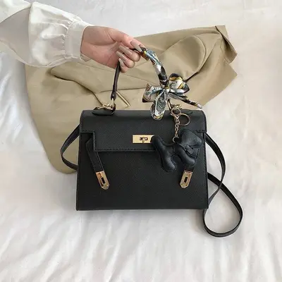 Große Kelly-Damentasche, leicht luxuriös, Retro, als Handtasche und Umhängetasche - 11