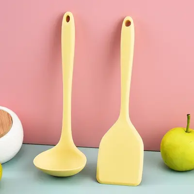 Toptan küçük silikon spatula ve kaşık pişirme seti ev yapışmaz tava yüksek sıcaklığa dayanıklı mini mutfak eşyası spatula ve kaşık seti