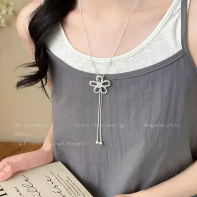 Silver floral pull pendant necklace, collarbone chain